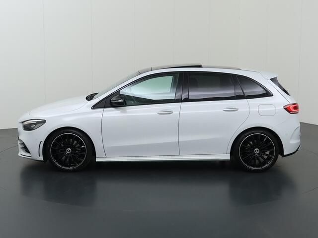 Mercedes-Benz B-KLASSE 220 Launch Edition Premium Plus | AMG | Panoramadak | Multispaaks lichtmetalen velgen | Memory |