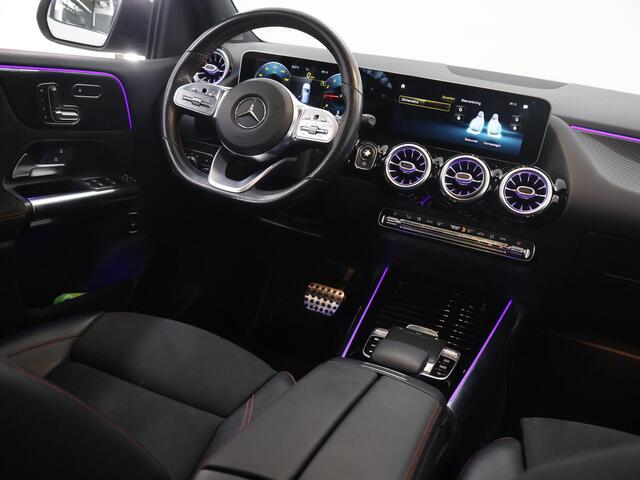 Mercedes-Benz B-KLASSE 220 Launch Edition Premium Plus | AMG | Panoramadak | Multispaaks lichtmetalen velgen | Memory |