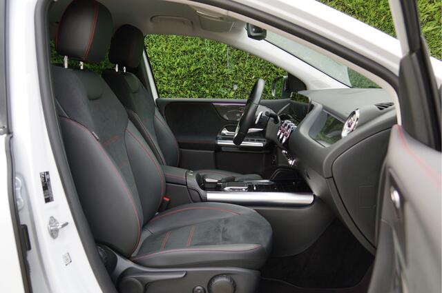 Mercedes-Benz B-KLASSE B 250 e AMG Line | Multibeam Night Sfeer
