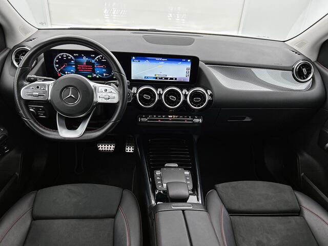 Mercedes-Benz B-KLASSE 250 e | AMG-Line | Achteruitrijcamera | Dodehoekassistent | Multispaaks Velgen | Inclusief 24 maanden MB Certified garantie voor Europa.