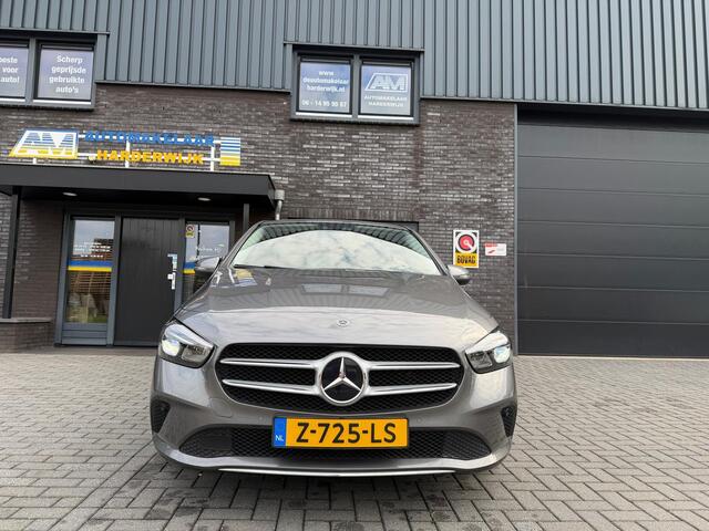 Mercedes-Benz B-KLASSE 180 Business Solution AMG | 1E EIGENAAR | 3/6/12MND GARANTIE | LEDER | LED | AUTOMAAT | DAB | CARPLAY | CRUISE | CLIMA | STOELVERWM. |