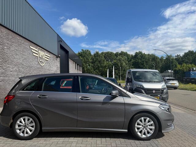 Mercedes-Benz B-KLASSE 180 Ambition | 1E EIGENAAR | 3/6/12MND GARANTIE | NAVI | LED | AICRO | CRUISE | TREKHAAK |