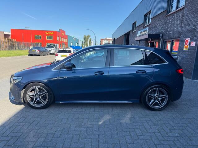 Mercedes-Benz B-KLASSE 180 Business Solution AMG | 3/6/12MND GARANTIE | AUTOMAAT | LED | CRUISE | CARPLAY | DAB | AIRCO | STOELVERWM. |