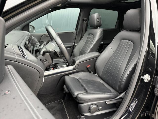 Mercedes-Benz B-KLASSE 250 e 17"/Leder/Panoramadak/Stoel + stuurverwarming/Camera/PDC v+a/Apple Carplay & Android Auto