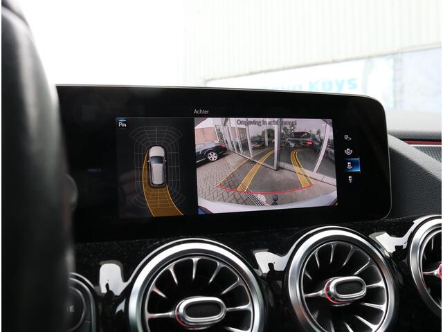 Mercedes-Benz B-KLASSE 180 | Panoramadak | Trekhaak | Sfeerverlichting | Apple Carplay