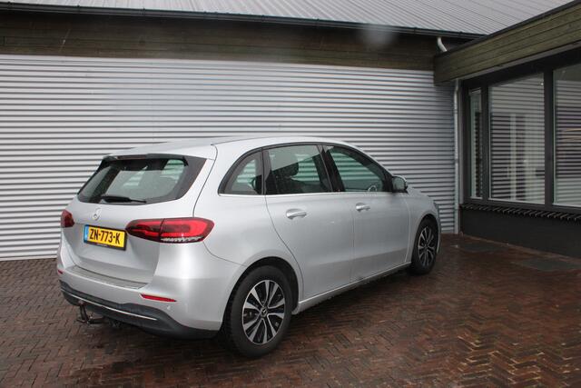 Mercedes-Benz B-KLASSE 180 Business Solution