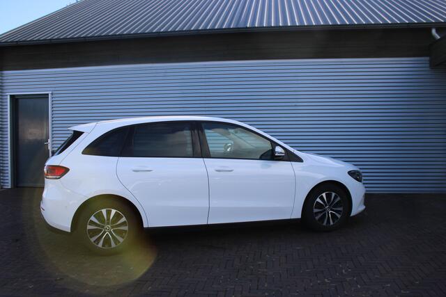 Mercedes-Benz B-KLASSE 180 Business Solution