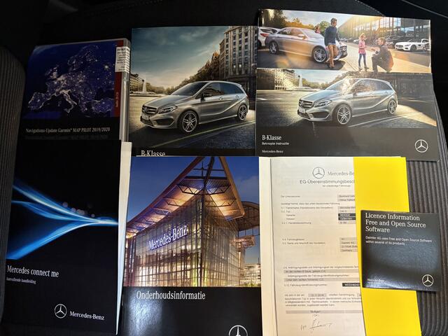 Mercedes-Benz B-KLASSE 180 Business Solution, NL auto, 2e eigenaar, Airco, Cruise, Camera, Hoge instap, Prijs incl apk, beurt en 3 mnd garantie