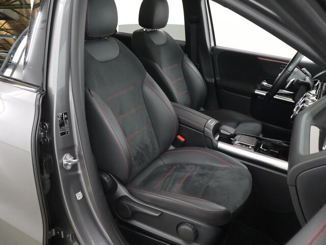 Mercedes-Benz B-KLASSE 250 e Business Line | AMG | Panoramadak | Night | Achteruitrijcamera | Stoelverwarming |