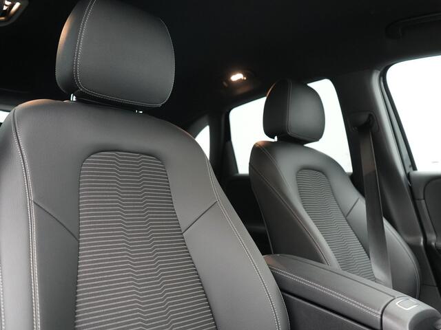 Mercedes-Benz B-KLASSE 250 e Advantage PHEV 218pk Dealer O.H. | Trekhaak Af Fabriek | Adaptive Cruise | Head Up | Burmester Audio | Camera | Lederen Sportstoelen Memory & Verwarmd | BLIS | Apple Carplay | Widescreen Navi | DAB | Plug In Hybrid |