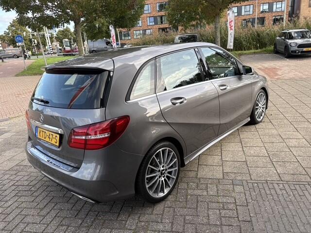 Mercedes-Benz B-KLASSE 200 Prestige | Navi Camera | Cruise | 32.675 km Dealeronderhouden