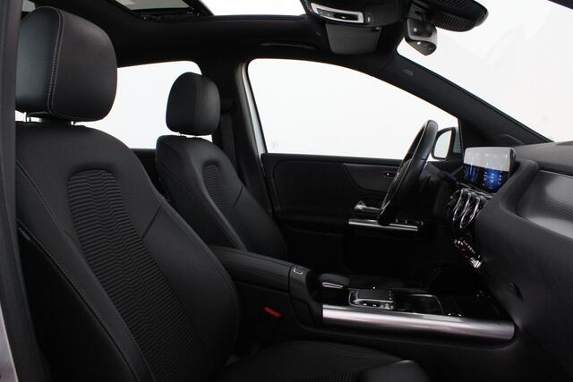 Mercedes-Benz B-KLASSE 180 Business Solution > Pano.schuifdak/PDC/Automaat