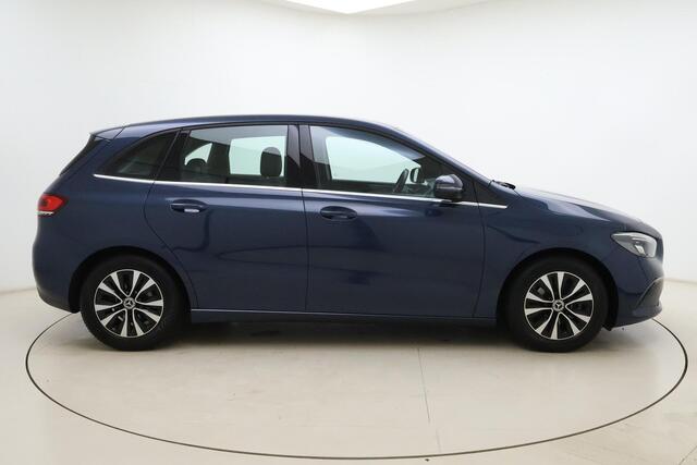 Mercedes-Benz B-KLASSE 180 Business Solution 136pk | Automaat | Navigatie | Luxe bekleding | Trekhaak | Climate Control | Cruise Control | Elektrische Achterklep | Keyless Start
