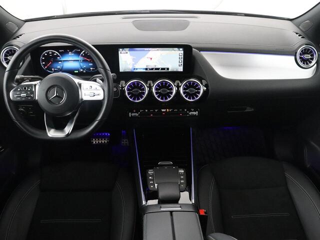 Mercedes-Benz B-KLASSE 200 Business | SOH 98.6% | Leder/Alcantara | Camera | AMG-Line | Park assist | Cruise control | Navigatie | Carplay | Sfeerverlichting | Climate control | Full LED |