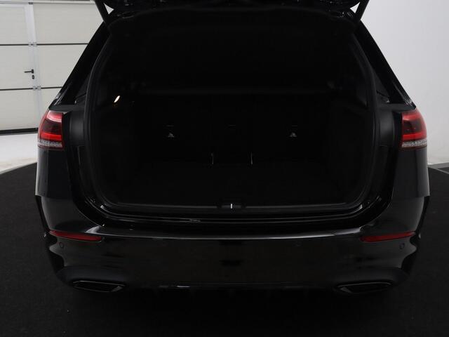 Mercedes-Benz B-KLASSE 200 Business | SOH 98.6% | Leder/Alcantara | Camera | AMG-Line | Park assist | Cruise control | Navigatie | Carplay | Sfeerverlichting | Climate control | Full LED |