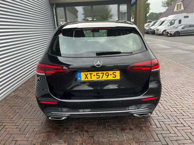 Mercedes-Benz B-KLASSE 180 Launch Edition LAGE KM