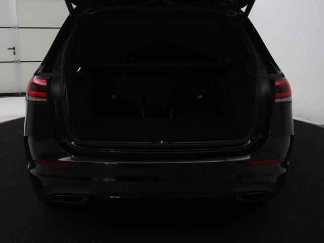 Mercedes-Benz B-KLASSE 250 e Premium Plus AMG-Line | Camera | Navigatie | LED | Stoelverwarming |