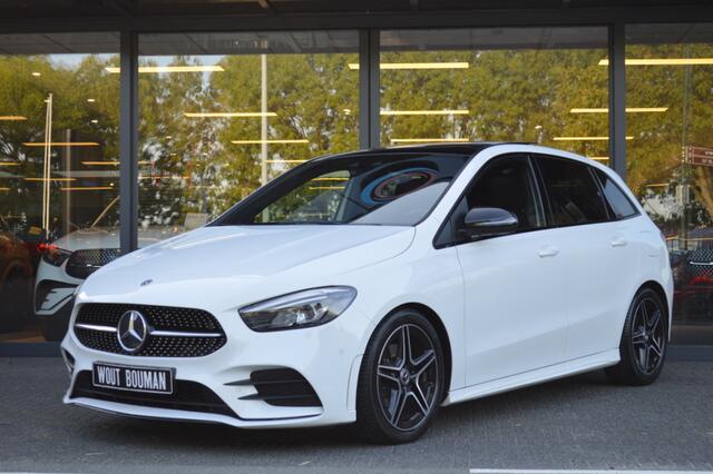 Mercedes-Benz B-KLASSE 180 AMG-Line Led Panorama Widescreen Camera CarPlay Augmented Pdc