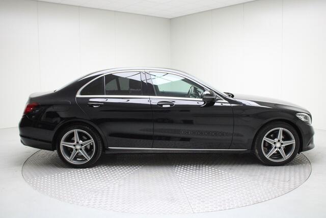Mercedes-Benz C-KLASSE 180 Facelift | Automaat | Trekhaak / Elektr. Stoelen / Camera / Keyless