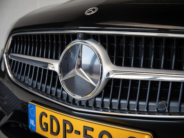 Mercedes-Benz C-KLASSE Limousine 300 e Luxury Line Panorama dak