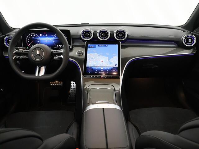 Mercedes-Benz C-KLASSE 300 e AMG Line | Panoramadak | Keyless | Panoramadak | Digitaal licht