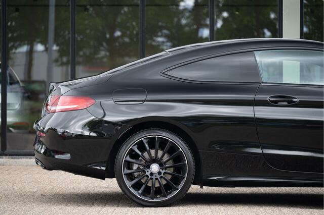 Mercedes-Benz C-KLASSE Coupé 180 Edition 1 | AMG Line | 19" | LED | Ambienteverl. | Navi | Camera | Park Assist