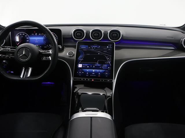 Mercedes-Benz C-KLASSE 300e AMG Line | Night | Panoramadak | 360 graden camera | Dakrails |
