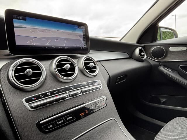 Mercedes-Benz C-KLASSE Estate 300 de Business Solution Luxury Limited | Distronic Plus | Camera | Trekhaak