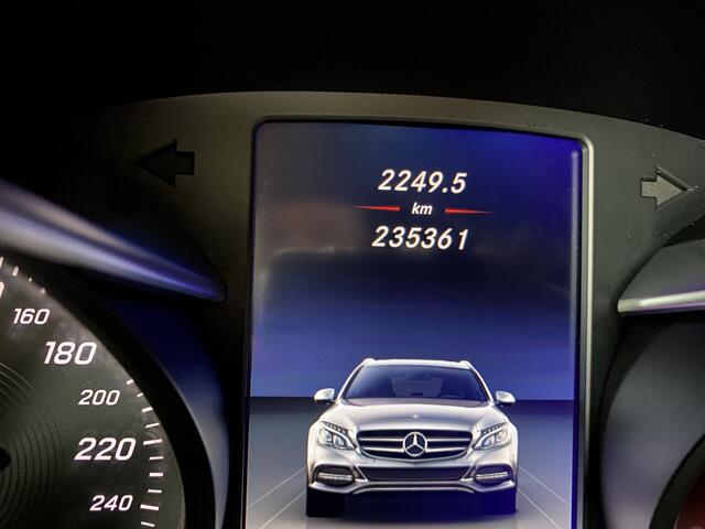 Mercedes-Benz C-KLASSE Estate 300 CDI HYBRID Lease Edition NL Dealer Geleverde Auto Autom. Airco/Half lederen bekl./Cruise Contr./Verw. Elektr. verstbare stoelen/Park. Assistent+sensoren V+A/Elektr. verst.b. en verwarmde buitensp./Navigatie Fullmap/ All Season Banden/Multifunct