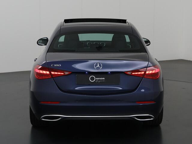 Mercedes-Benz C-KLASSE 180 Luxury Line | Sfeerverlichting | Stoelverwarming | Achteruitrijcamera | Smartphone-integratie | Panoramaschuifdak |