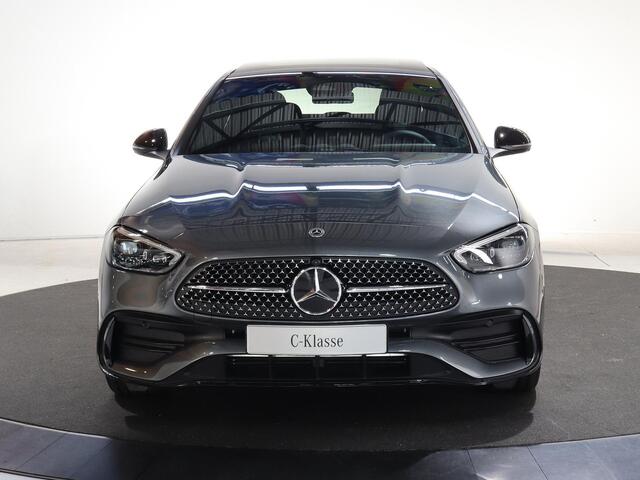 Mercedes-Benz C-KLASSE 300 e AMG Line | Premium| Nightpakket | 360° camera | Digital Light | Sfeerverlichting | Apple CarPlay |