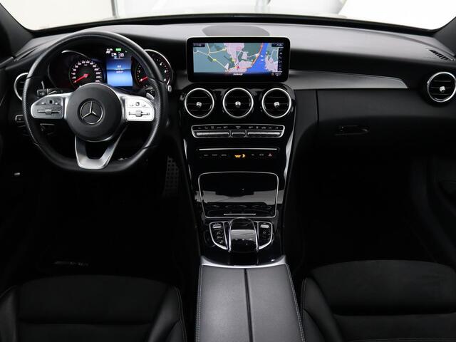 Mercedes-Benz C-KLASSE 300DE | AMG | LED | Automaat | Apple Carplay | Head-Up | Stoelverwarming | Navi | Achteruitrijcamera | Sfeerverlichting
