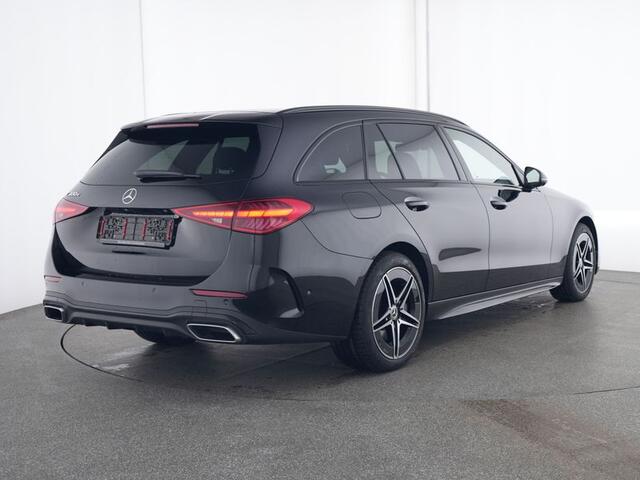 Mercedes-Benz C-KLASSE Estate 300 e AMG Plug-In Hybride | Edition AMG-Line | Night Pakket | Trekhaak | Panorama Schuif-Kanteldak | Digital Licht | DC Laden | Stuur en Stoelverwarming | Inclusief 24 maanden MB Certified garantie voor Europa.
