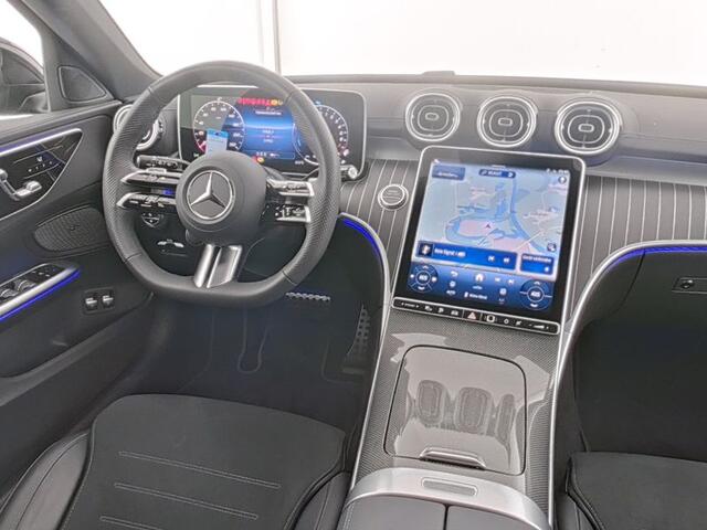 Mercedes-Benz C-KLASSE Estate 300 e AMG Plug-In Hybride | Edition AMG-Line | Night Pakket | Trekhaak | Panorama Schuif-Kanteldak | Digital Licht | DC Laden | Stuur en Stoelverwarming | Inclusief 24 maanden MB Certified garantie voor Europa.