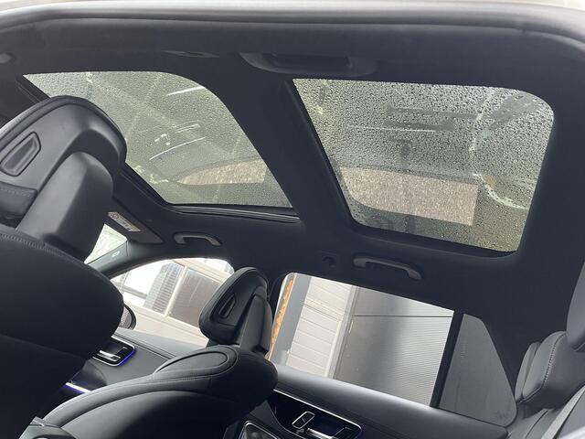Mercedes-Benz C-KLASSE Estate 200 | Panoramadak | AMG Night | Zwart leer | Trekhaak | 360° Camera | Head-Up Display | Elektrisch Verstelbare Voorstoelen + Memory | Burmester 3D Surround Sound |