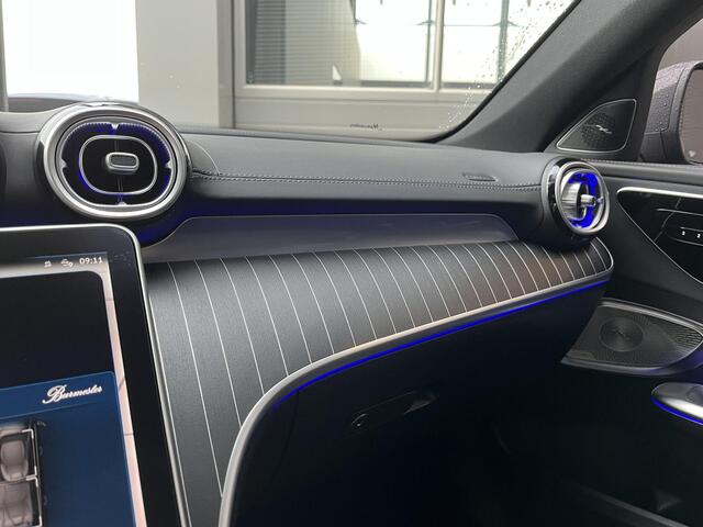 Mercedes-Benz C-KLASSE Estate 200 | Panoramadak | AMG Night | Zwart leer | Trekhaak | 360° Camera | Head-Up Display | Elektrisch Verstelbare Voorstoelen + Memory | Burmester 3D Surround Sound |