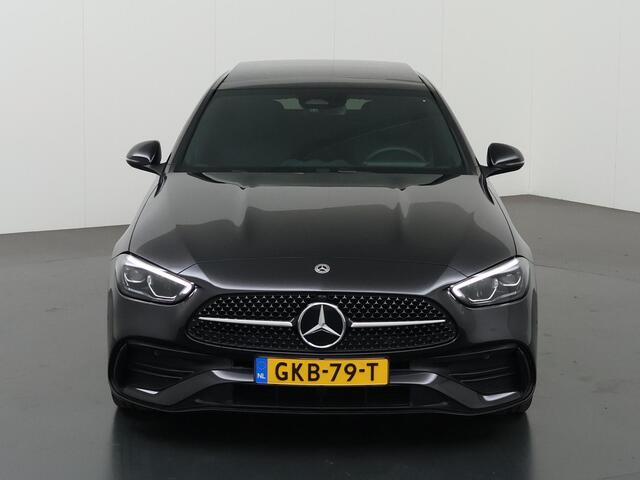 Mercedes-Benz C-KLASSE 180 AMG Line Night pakket | 19 inch multispaaks | Panoramadak | High Performance Lights |