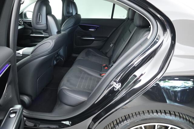 Mercedes-Benz C-KLASSE 200 AMG Line | Navi | 19'' | Stoelverw. | Apple CarPlay | Camera