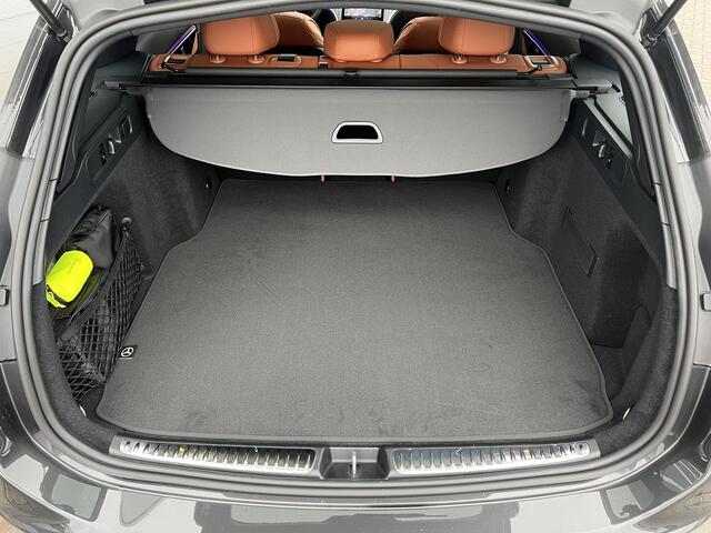 Mercedes-Benz C-KLASSE Estate 180 Star Edition Luxury LIMITED | Bruin Interieur | Panoramadak | Trekhaak | Burmester 3D Surround Sound | DISTRONIC afstandsassistent | Dodehoekassistent | Apple CarPlay | Android Auto | Elektrisch Verstelbare Stoelen + Memory