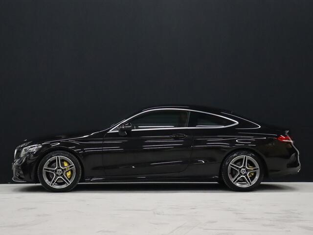 Mercedes-Benz C-KLASSE Coupé 200 AMG [SFEERVERLICHTING, APPLE CARPLAY, ANDROID, CAMERA, VOL LEDER, CRUISE, STOELEN ELEKTRISCH, FLIPPERS, NIEUWSTAAT]