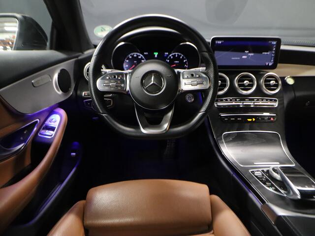 Mercedes-Benz C-KLASSE Coupé 200 AMG [SFEERVERLICHTING, APPLE CARPLAY, ANDROID, CAMERA, VOL LEDER, CRUISE, STOELEN ELEKTRISCH, FLIPPERS, NIEUWSTAAT]