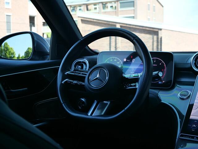 Mercedes-Benz C-KLASSE 200d 164pk AMG Line AUTOMAAT Panoramadak / Burmester Soundsystem / Adaptive Cruise-control / Camera