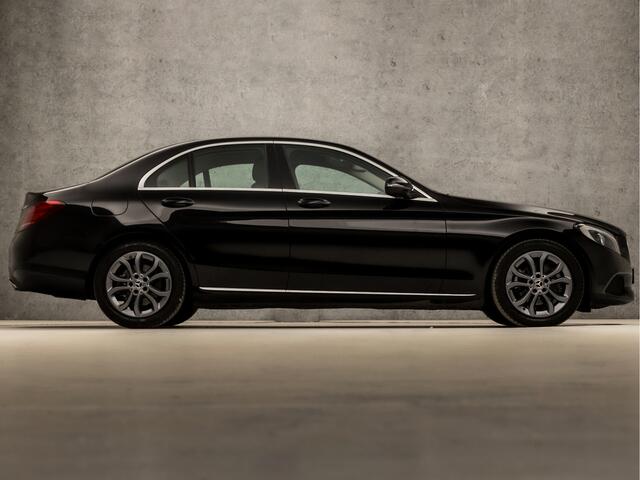 Mercedes-Benz C-KLASSE 180 Business Sport 157Pk Automaat (NAVIGATIE, CAMERA, LEDER, STOELVERWARMING, SPORTSTOELEN, PARKEERSENSOREN, LED KOPLAMPEN, TREKHAAK WEGKLAPBAAR, NIEUWSTAAT)