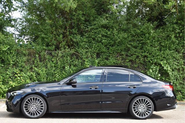 Mercedes-Benz C-KLASSE 200 AMG Line | NL-Auto | Open dak | HUD | 360 gr.camera | Trekhaak | Keyless | Mem.stoelen | Full LED | Vol