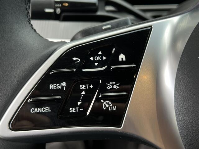 Mercedes-Benz C-KLASSE 180 Star Edition Luxury LIMITED | Panoramadak | DISTRONIC Afstandsassistent | Elektrisch Verstelbare Stoelen + Memory | Dodehoekassistent | Apple CarPlay | Android Auto | Sfeerverlichting | Stoelverwarming | Elektrisch Inklapbare Buitenspiegels