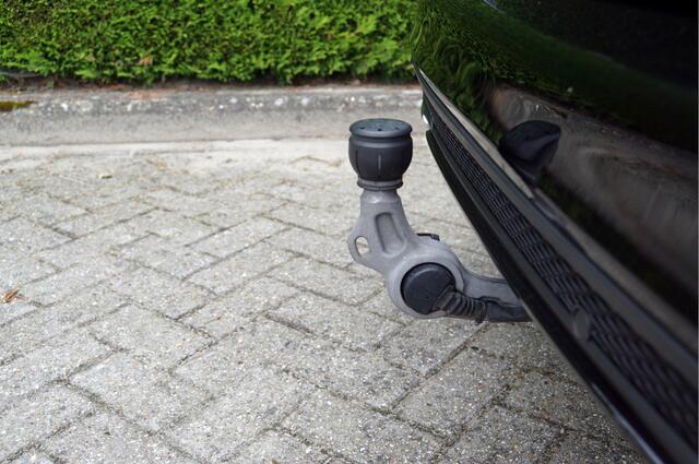Mercedes-Benz C-KLASSE Estate C 180 Estate AMG Line | Trekhaak 1ste eigenaar Dealeronderhouden
