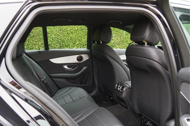 Mercedes-Benz C-KLASSE Estate C 180 Estate AMG Line | Trekhaak 1ste eigenaar Dealeronderhouden