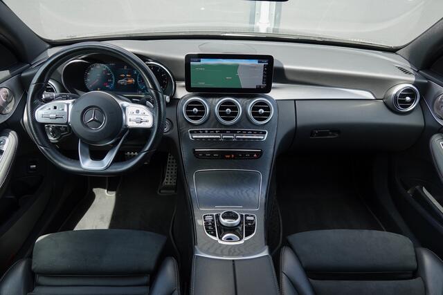 Mercedes-Benz C-KLASSE Estate C180 | 156Pk Aut. | AMG-Line | Night Pakket | Panoramadak | Achteruitrijcamera | Trekhaak | 19''