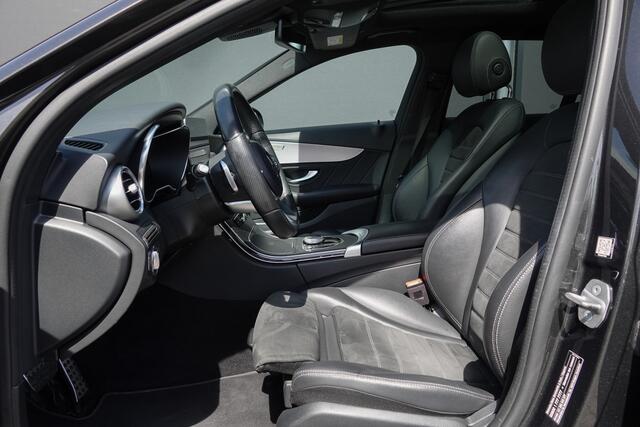 Mercedes-Benz C-KLASSE Estate C180 | 156Pk Aut. | AMG-Line | Night Pakket | Panoramadak | Achteruitrijcamera | Trekhaak | 19''