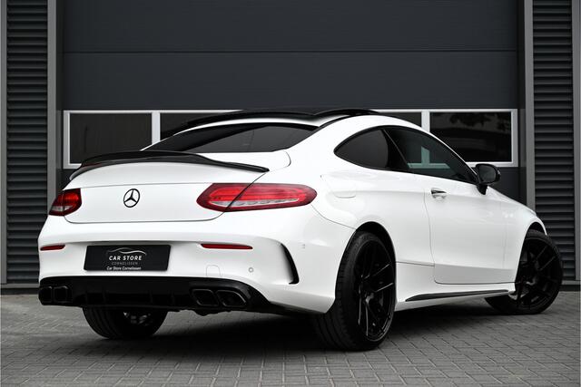 Mercedes-Benz C-KLASSE Coupé 250 AMG / PANO / NIGHT / LEDER / BURMESTER / 360 CAMERA / LED / SFEER / C63 PAKKET